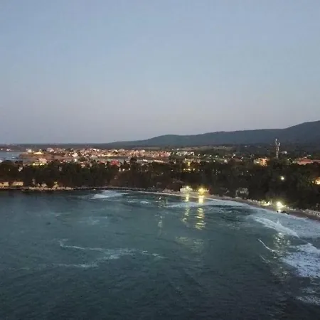 Тристаен Апартамент С Панорама Море В К-С Бей Вю Царево * Tsarevo